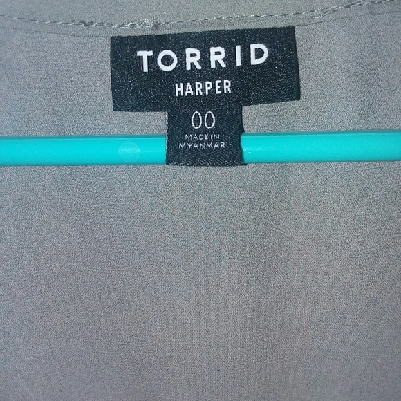 Torrid harper shirt - Picture 4 of 4